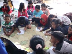 Fun Learning di Pancot: Mahasiswa UNS Gelar English Boost Camp untuk Anak-Anak SD
