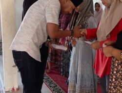 Kepala Desa Karang Sinom mendukung program pemuda RT12 dan 13 ,Berikan  Santunan untuk Anak Yatim, Lansia, dan Dhuafa