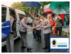 Kapolda Jabar Tinjau Posko Arus Mudik di Karawang, Pastikan Kesiapan Pengamanan dan Pelayanan