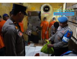 Pastikan Keamanan dan Kesehatan 56 Tahanan, Wakapolres Purwakarta Pimpin Pengecekan Mendadak ke Sel Mapolres