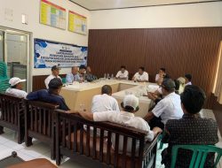 MEDIASI PROSES SERAH TERIMA PERUM PERUM TAMAN GRIYA PERMAI DESA PUCUNG DIKAWAL CAMAT, PENGURUS DAN TOKOH MASYARAKAT